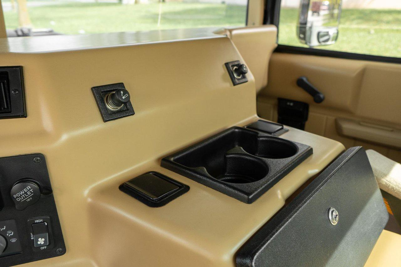 1996 Hummer H1  Photo