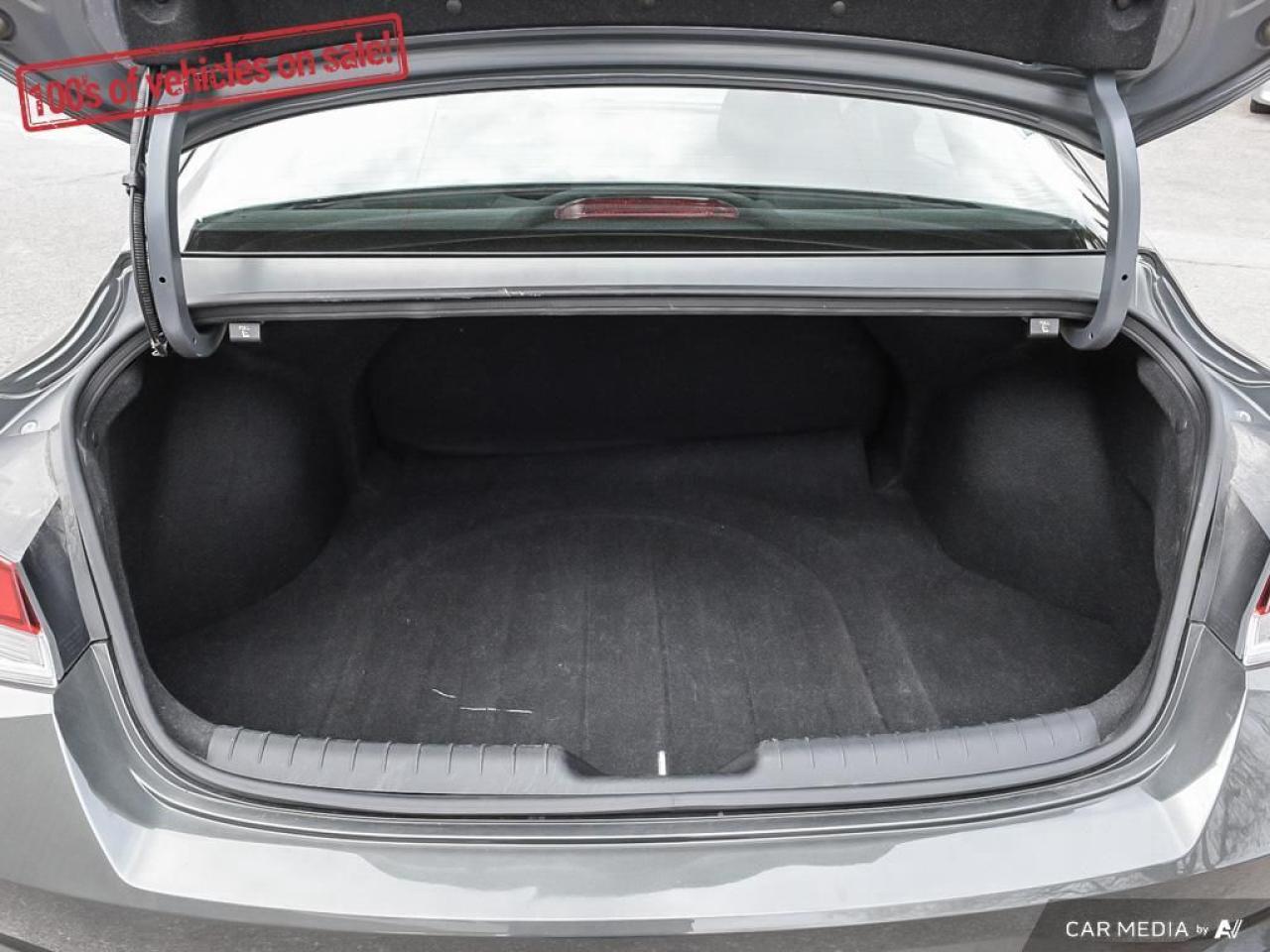 2023 Hyundai Elantra Preferred