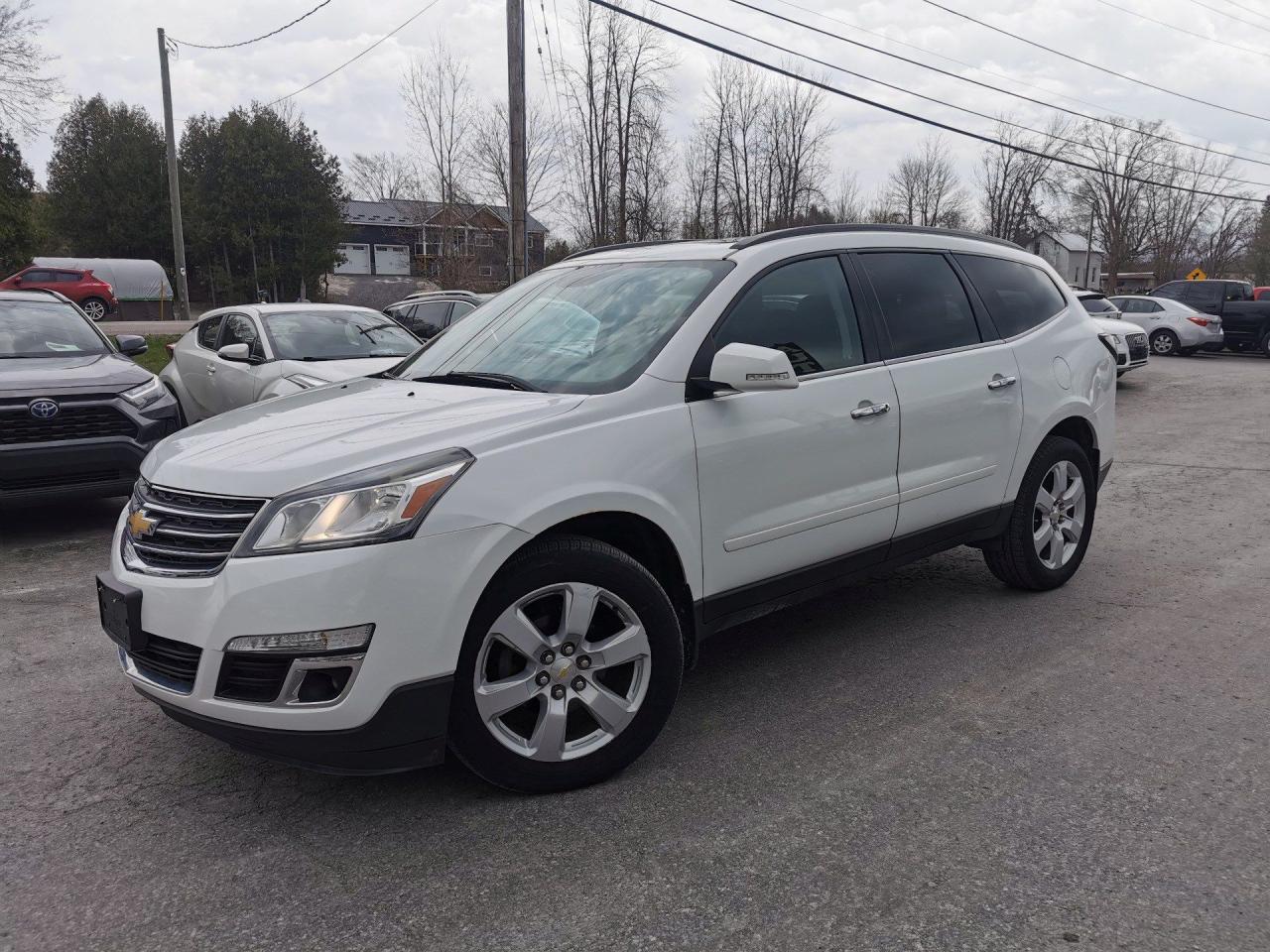 Used 2017 Chevrolet Traverse 1LT for sale in Madoc, ON