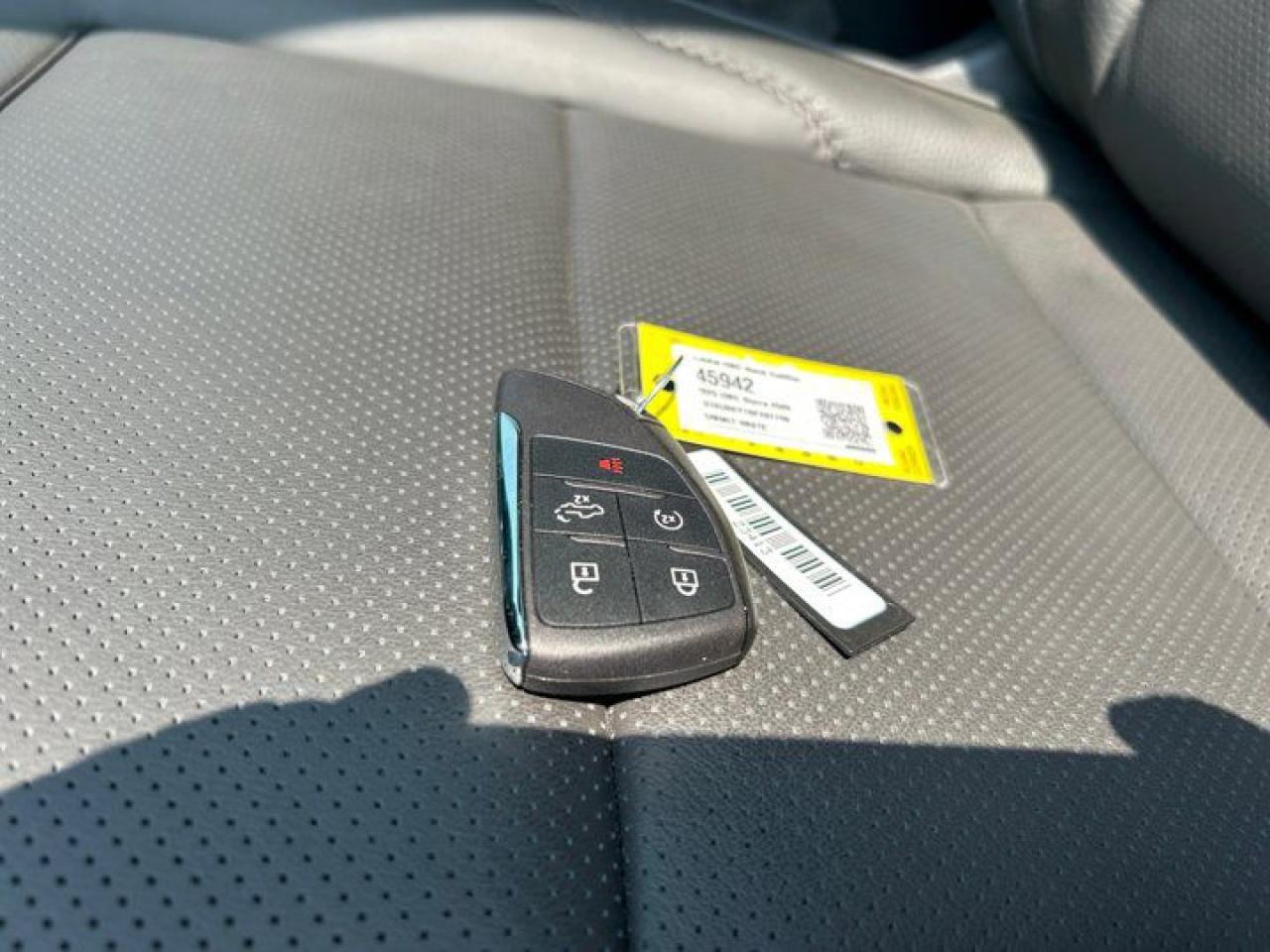 12473896
