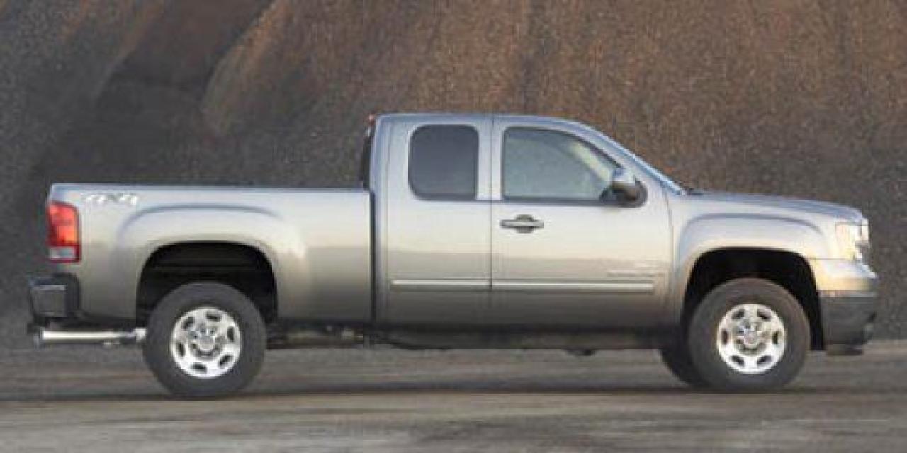 Used 2007 GMC Sierra 2500 HD SLE Extended Cab for sale in Regina, SK