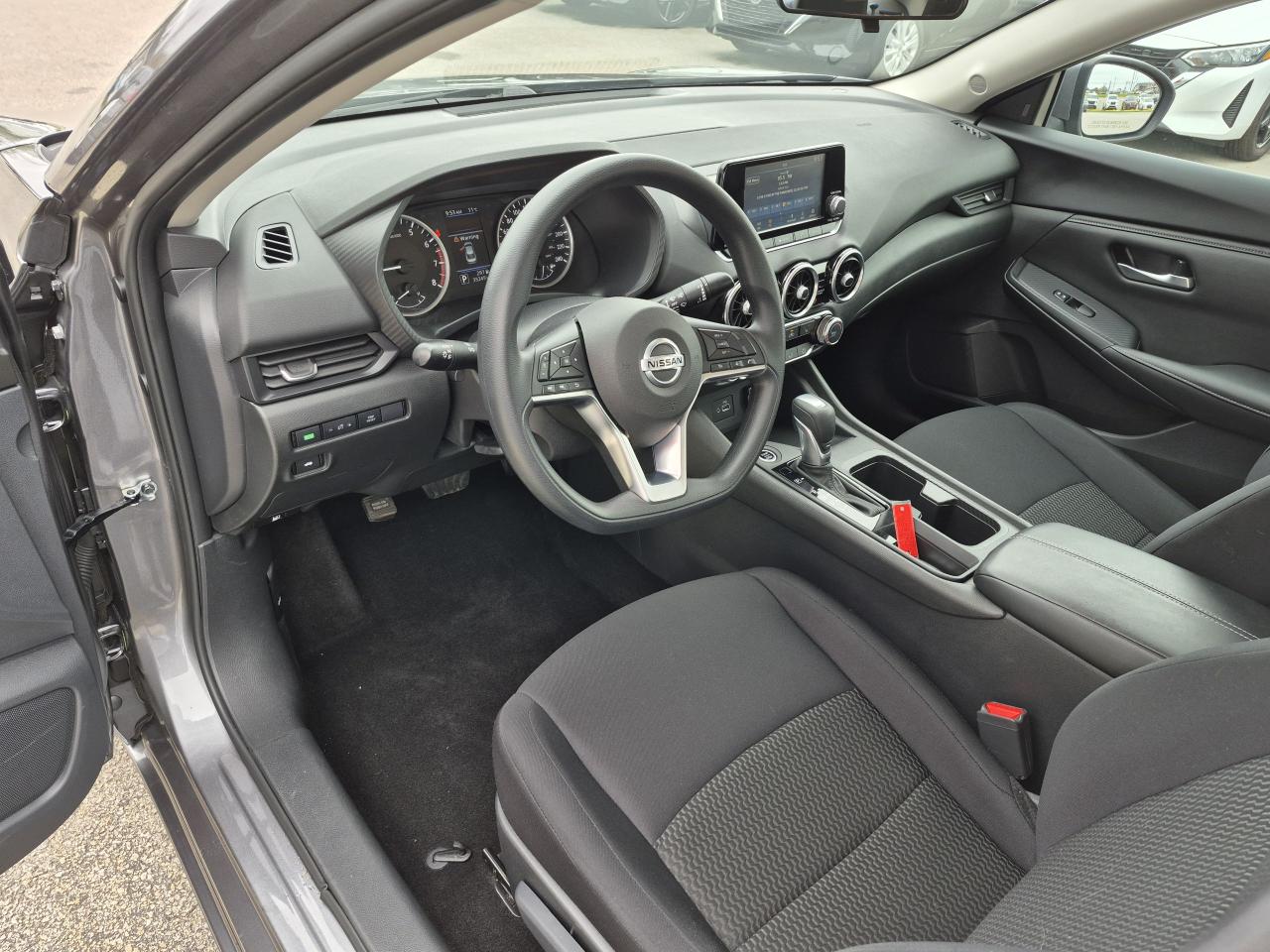 2023 Nissan Sentra S Plus Photo6