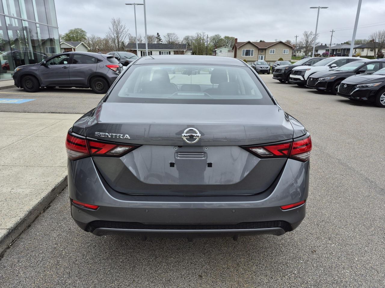 2023 Nissan Sentra S Plus Photo4