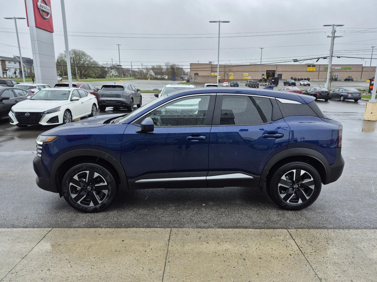 2025 Nissan Kicks SV Photo3