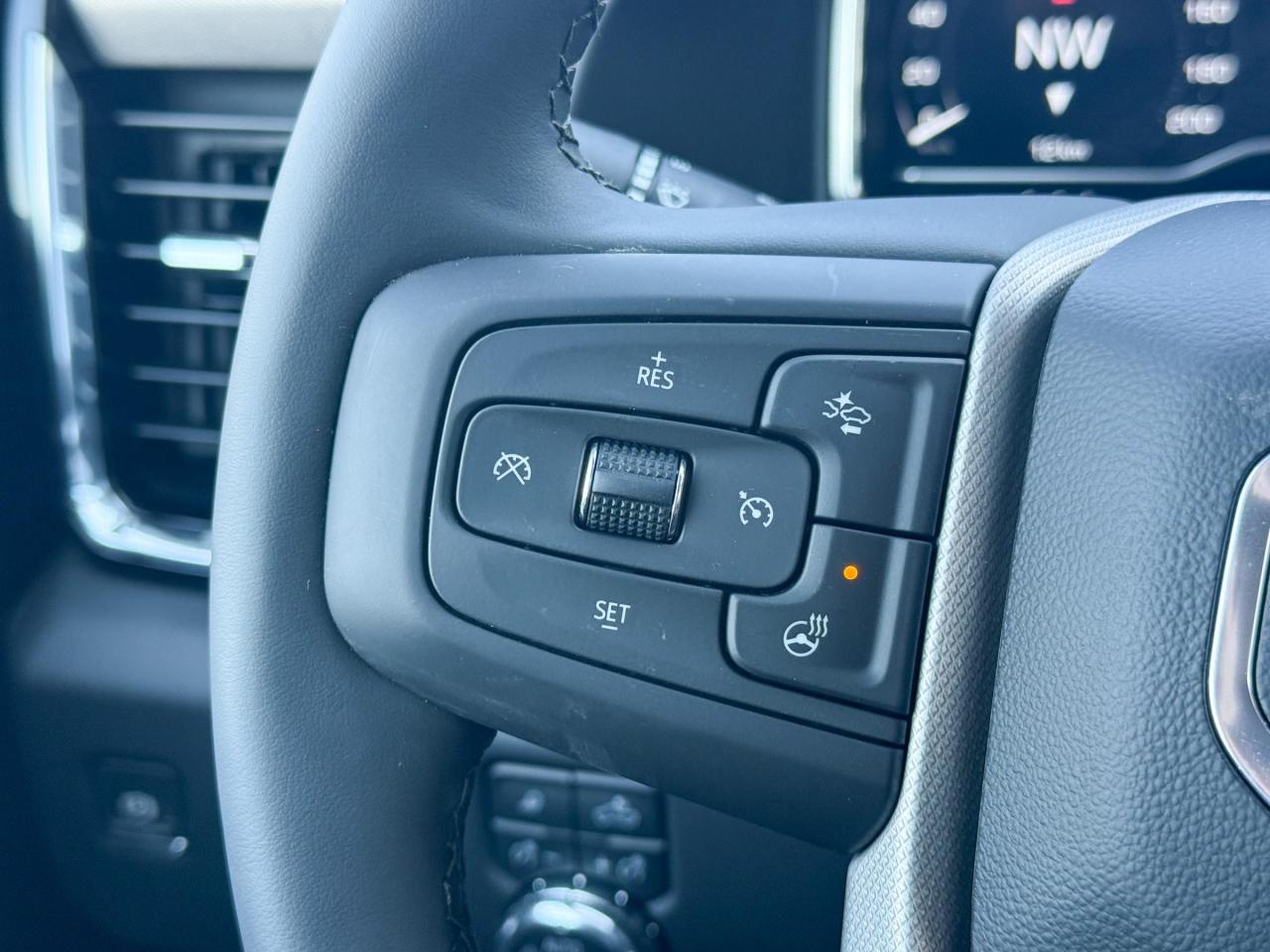 2025 GMC Sierra 2500 HD Denali DURAMAX 6.6L V8 WITH REMOTE START/ENTRY, HEATED SEATS, HEATED STEERING WHEEL, VENTILATED SEATS, SUNROOF, HD SURROUND VISION Photo