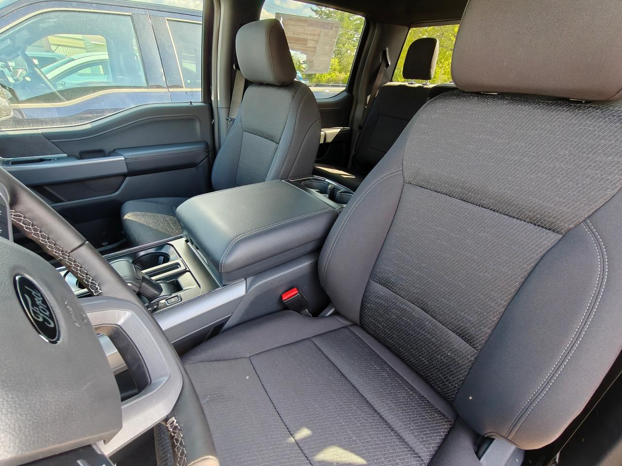 2025 Ford F-150 4X4 SUPERCREW XLT 302A Photo4