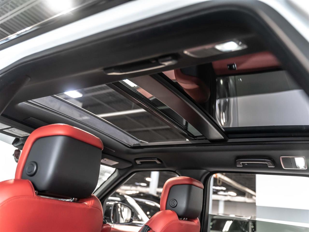 2021 Land Rover Range Rover Sport $458 BI WEEKLY $0 DOWN |HST|BLACK PACK|ADAPT CRUISE|PARK ASSIST|MERIDIAN|LOADED Photo