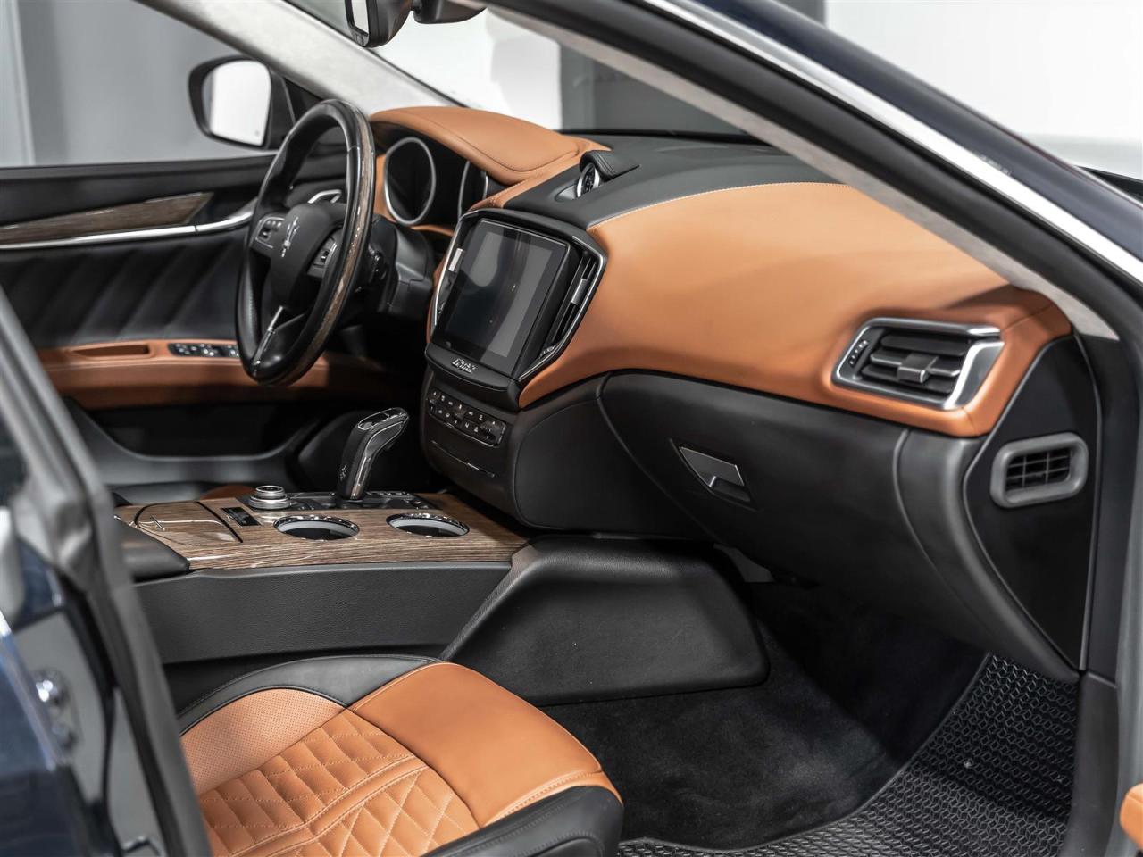 2019 Maserati Ghibli $449 BI WEEKLY $0 DOWN  |S Q4 GranLusso|EDIZIONE NOBILE 1 OF 50|BOWERS & WILKINS SOUND Photo