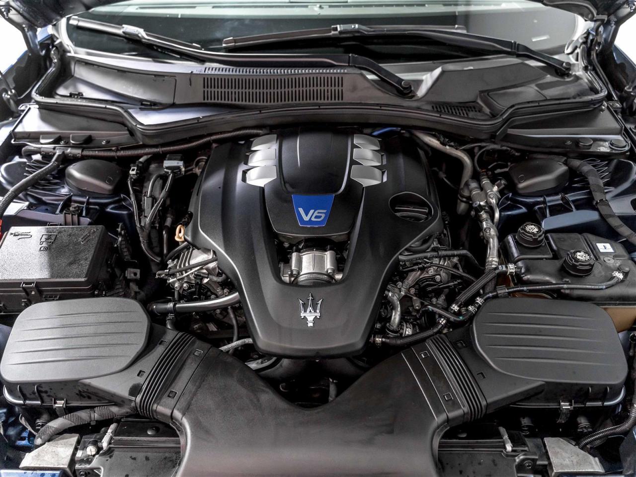 2019 Maserati Ghibli $449 BI WEEKLY $0 DOWN  |S Q4 GranLusso|EDIZIONE NOBILE 1 OF 50|BOWERS & WILKINS SOUND Photo