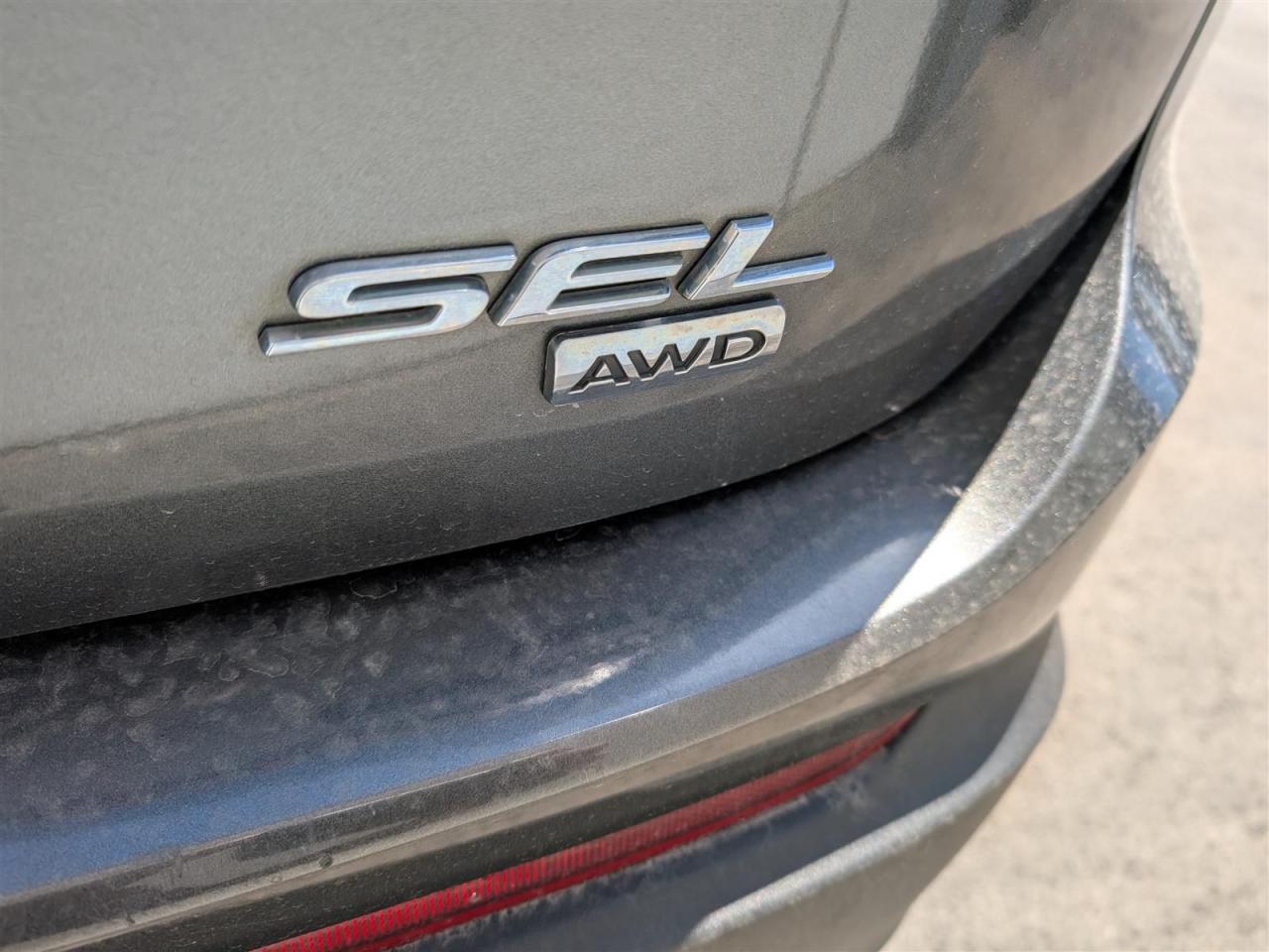 2016 Ford Edge SEL AWD - NAVI - PANO ROOF - LEATHER