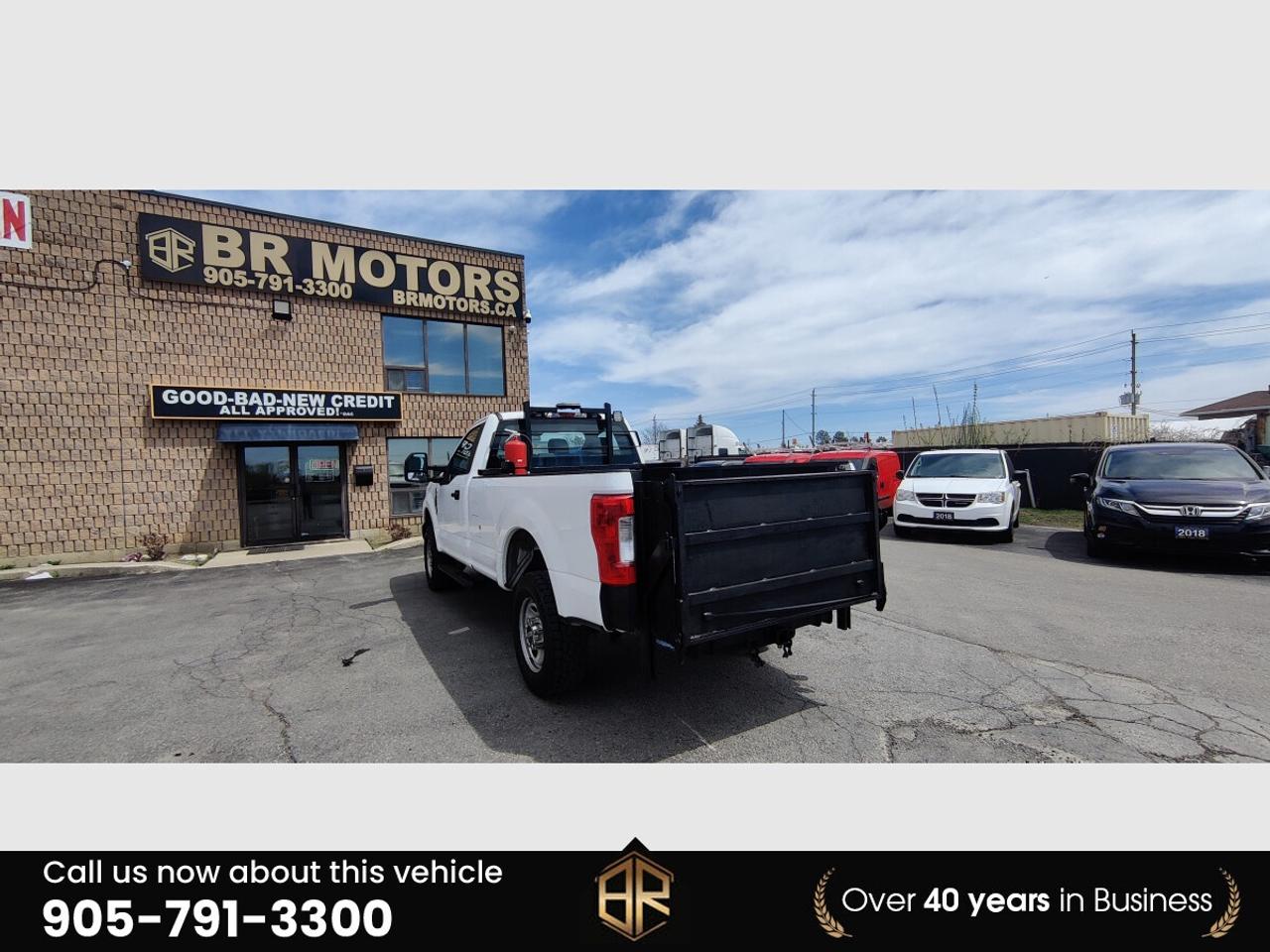 2017 Ford F-350 Super Duty XL | No Accidents Reported | 8 Foot Box | Lift gat Photo