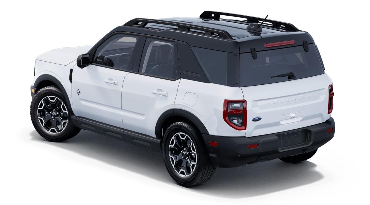 2025 Ford Bronco Sport  Photo1