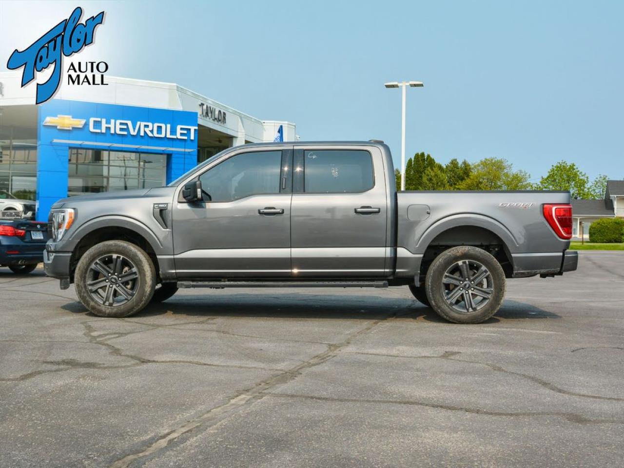 2023 Ford F-150 XL Photo2