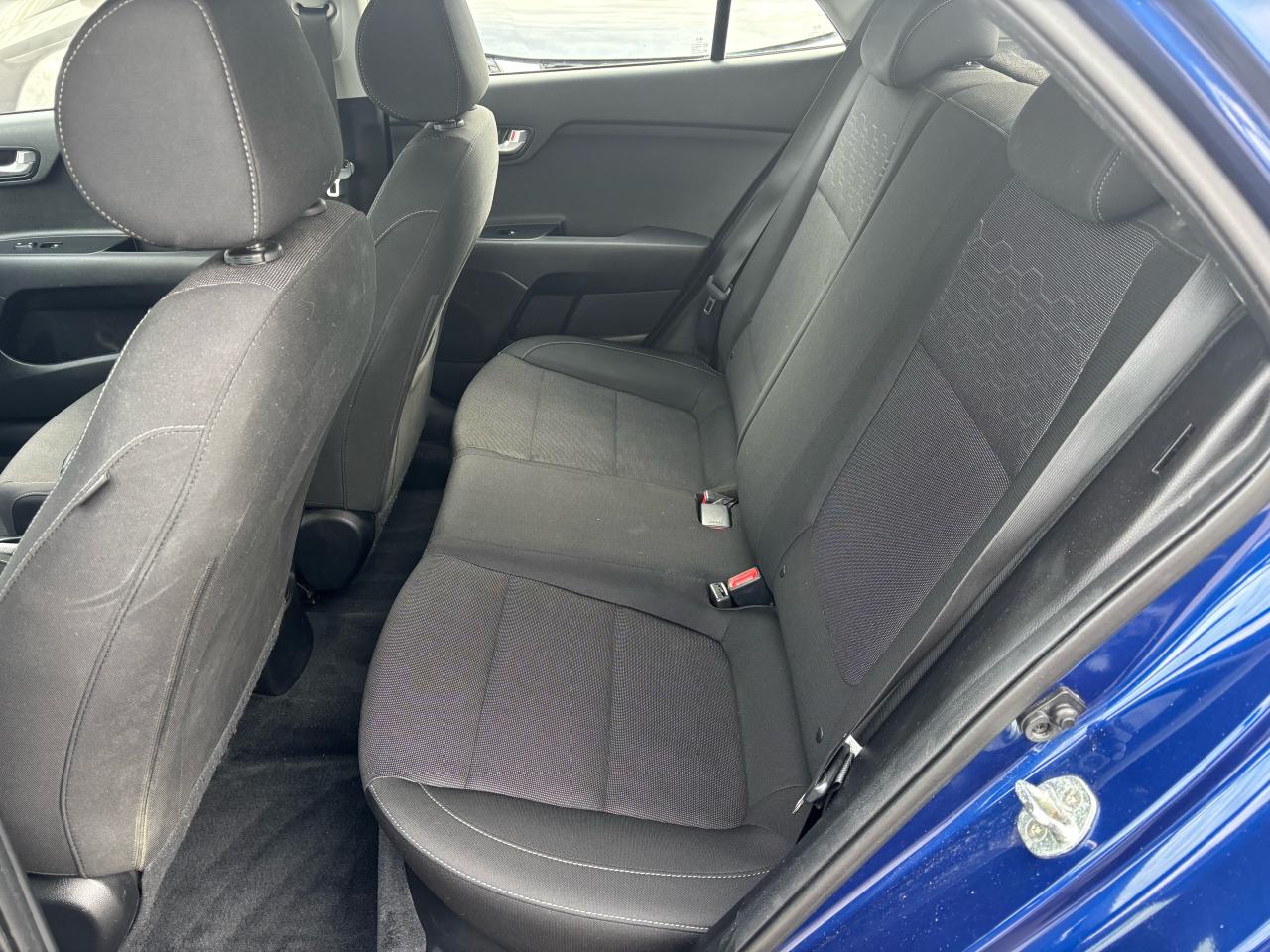 2018 Kia Rio EX, Hatchback, Sunroof, Alloy Wheels, Heated Seats - Photo #9