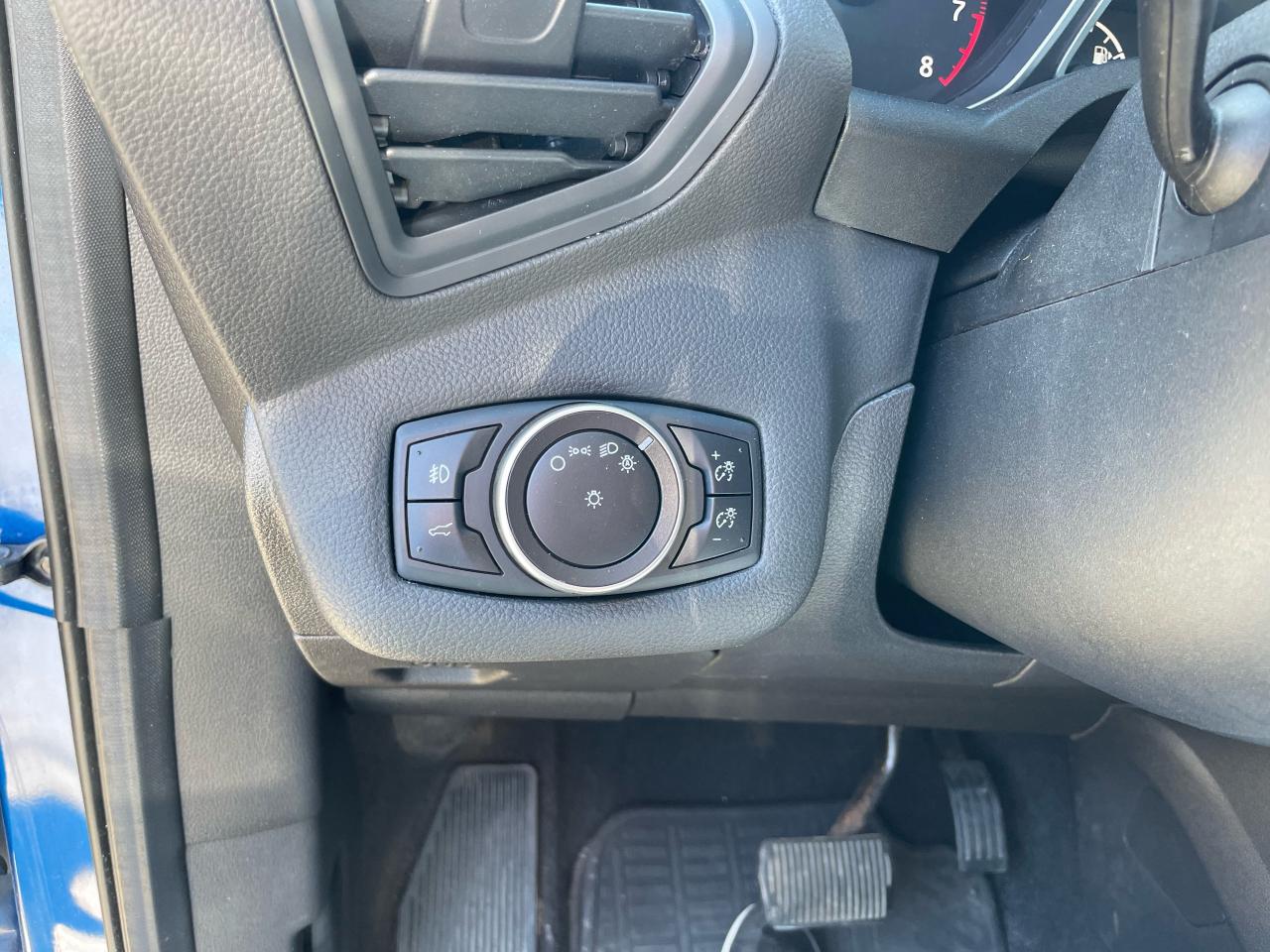 2017 Ford Escape SE - Photo #18