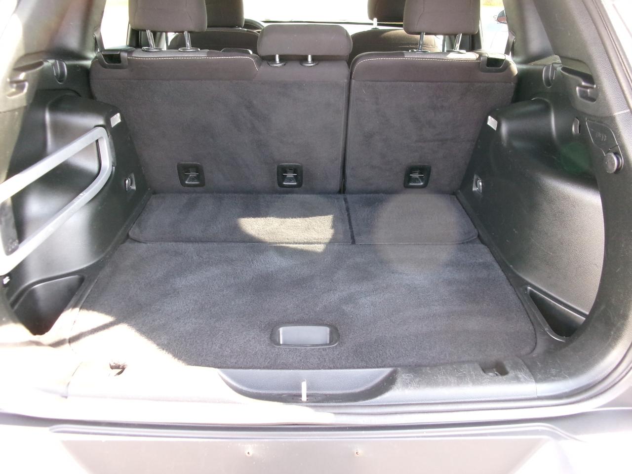 2016 Jeep Cherokee Sport  4x4 - Photo #11