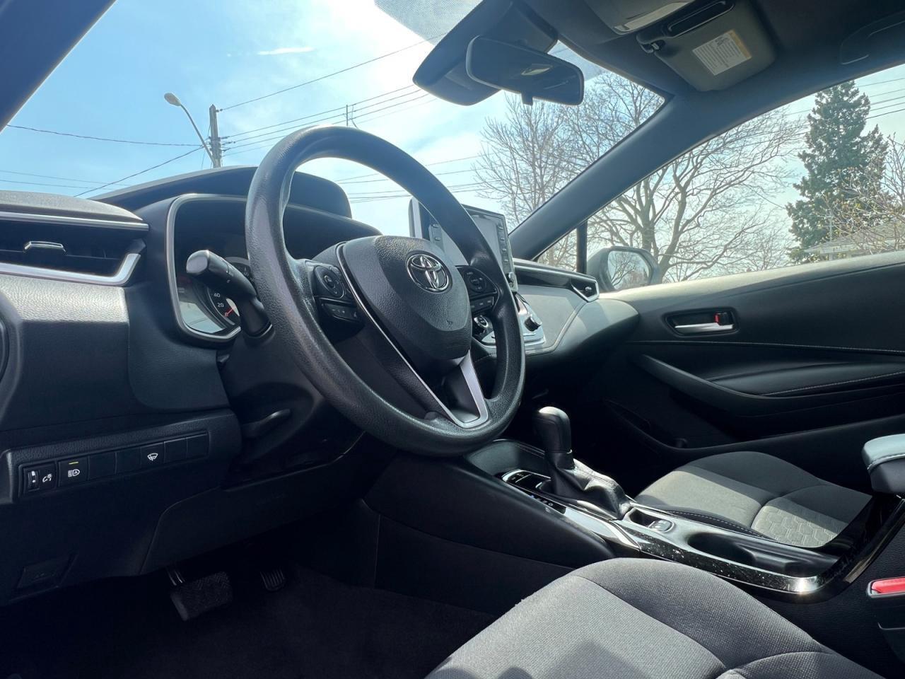 2021 Toyota Corolla Hatchback CVT Photo