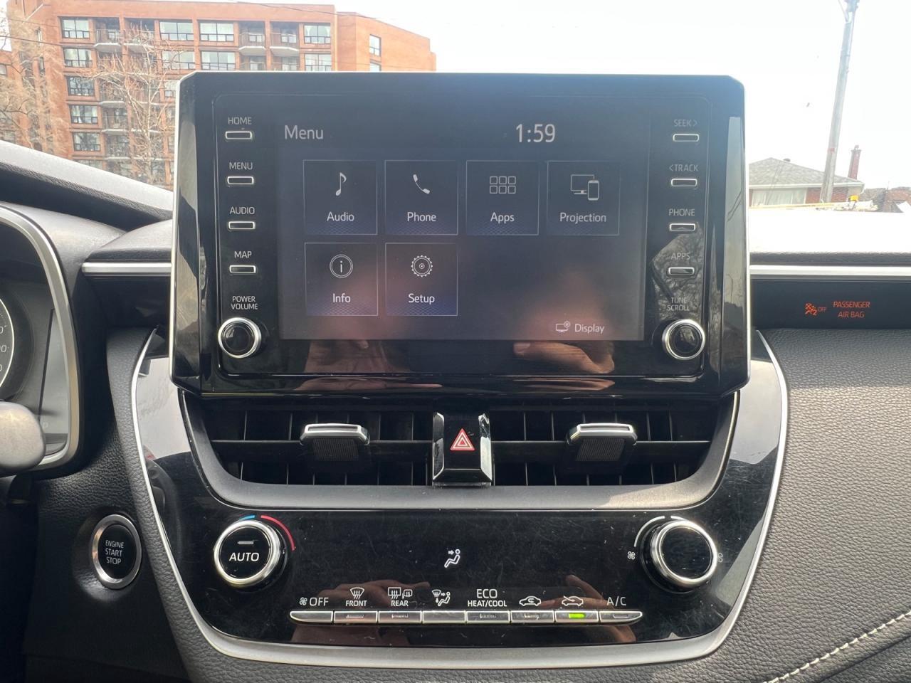 2021 Toyota Corolla Hatchback CVT Photo