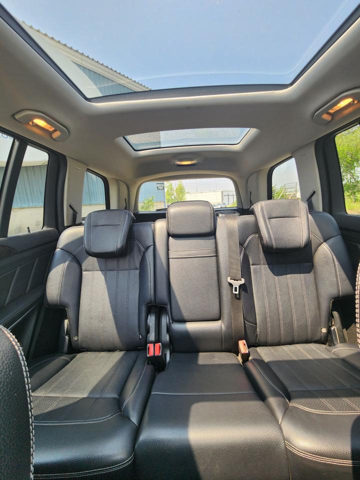 2014 Mercedes-Benz GL-Class GL 350 BLUETEC | CLEAN CARFAX | Photo16