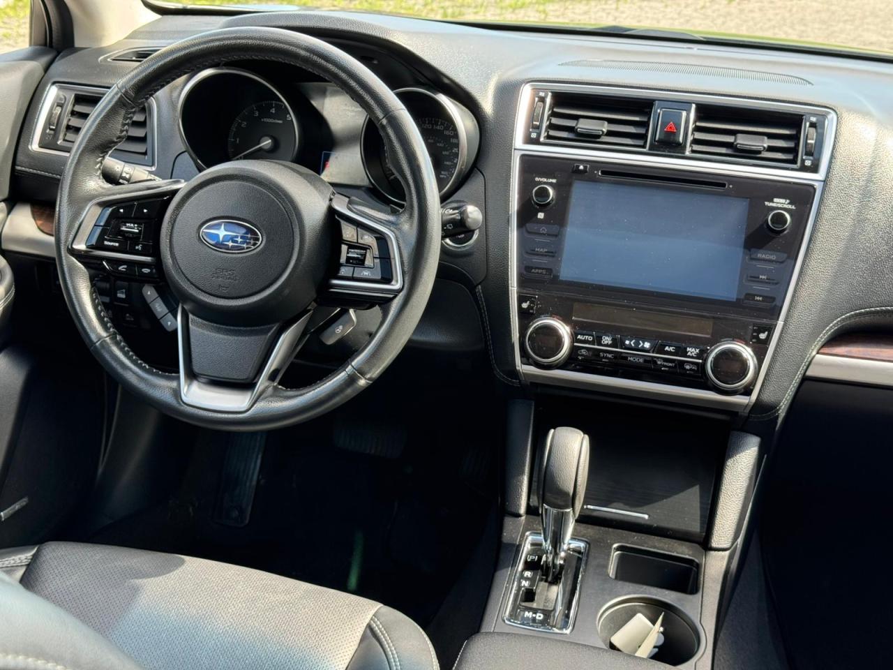 2019 Subaru Outback 3.6R LIMITED | ONE OWNER | LEATHER | SUNROOF | NAV Photo38