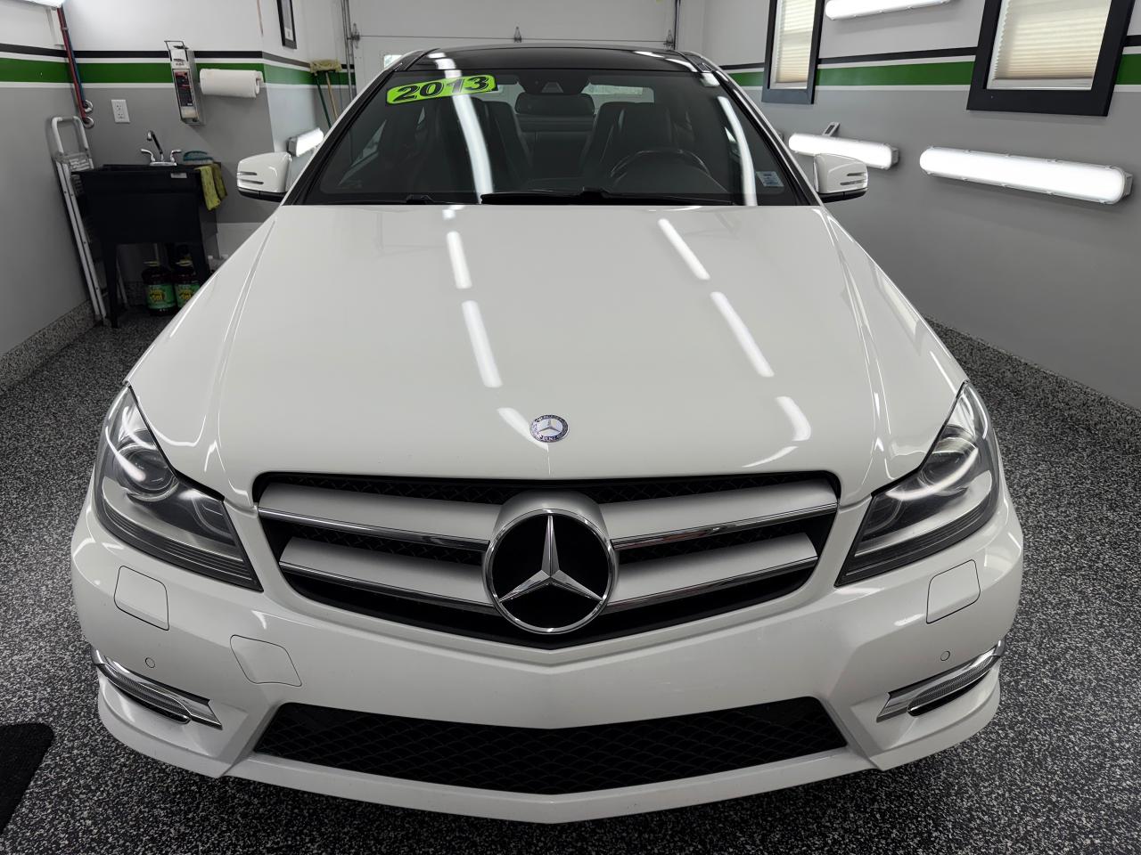 2013 Mercedes-Benz C-Class C350 - Photo #2