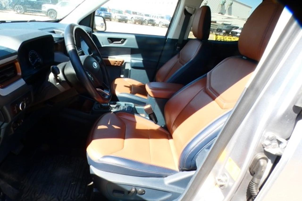 2022 Ford Maverick LARIAT AWD w/Heated Leather seats, BUC - Photo #10