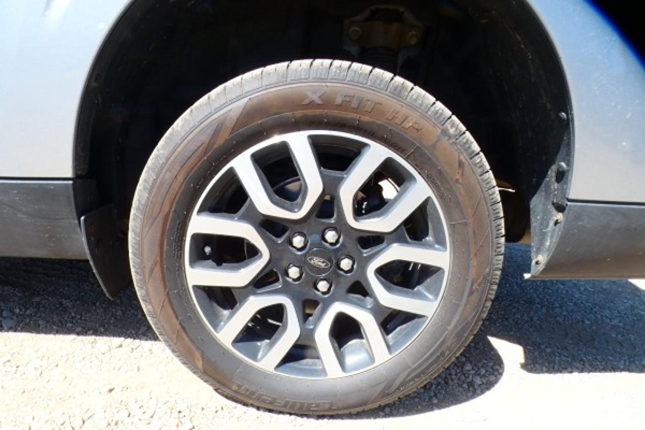 2022 Ford Maverick LARIAT AWD w/Heated Leather seats, BUC - Photo #17