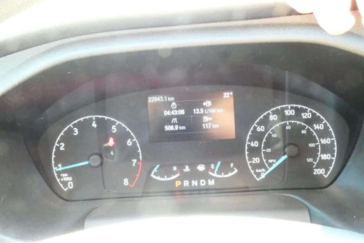 2023 Ford Transit 350 XL 12 pass. Med Roof AWD w/cloth seats, BUC - Photo #14