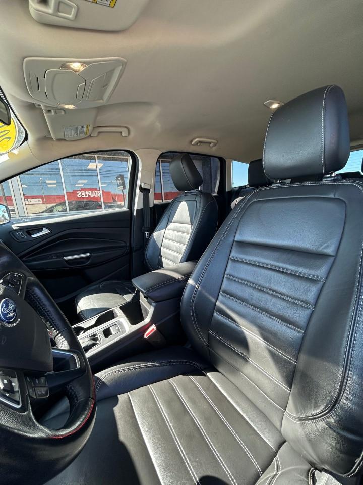 2018 Ford Escape SEL - Photo #8