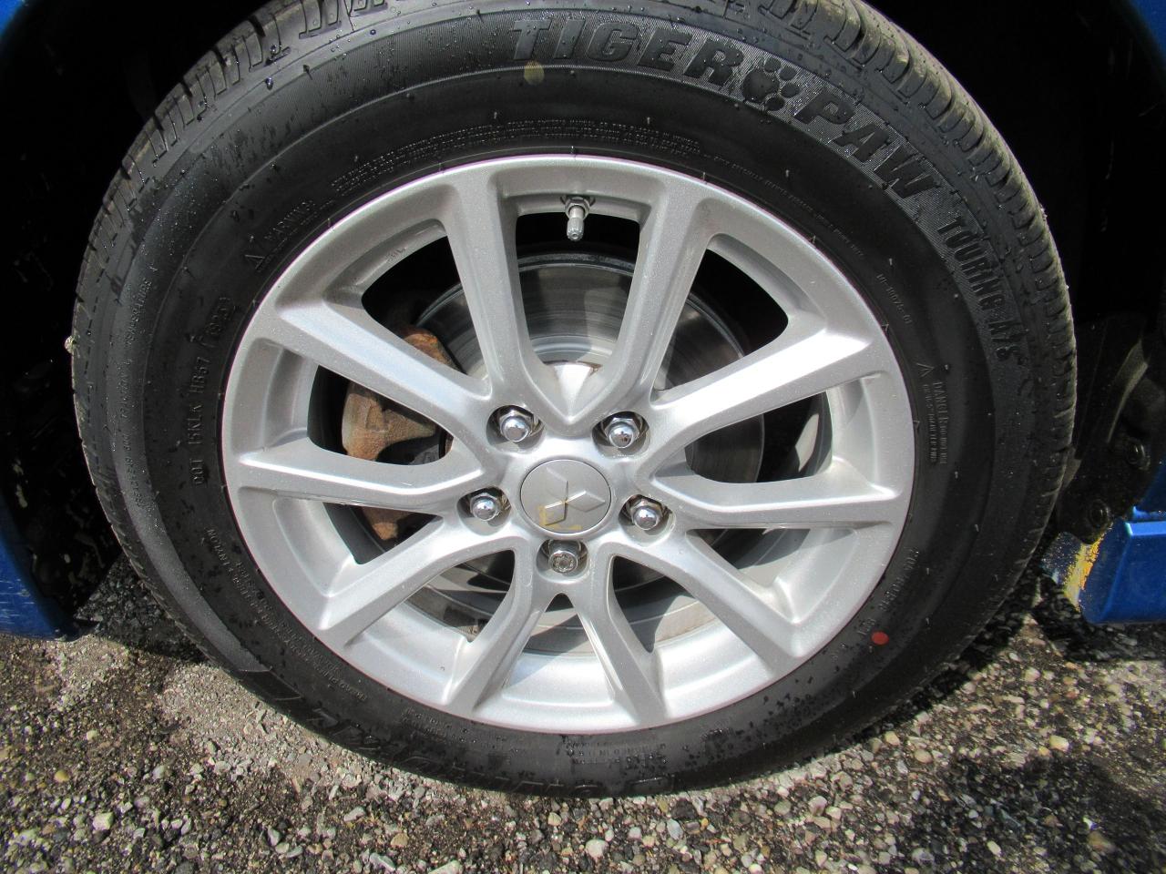 2015 Mitsubishi Lancer Limited - Photo #8