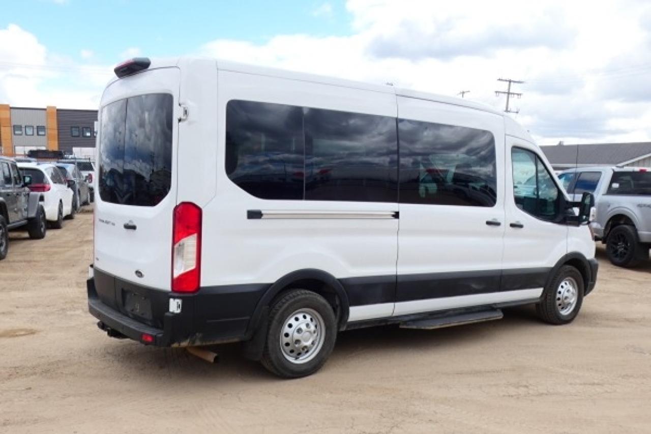 2023 Ford Transit 350 XL 12 pass. Med Roof AWD w/cloth seats, BUC - Photo #6