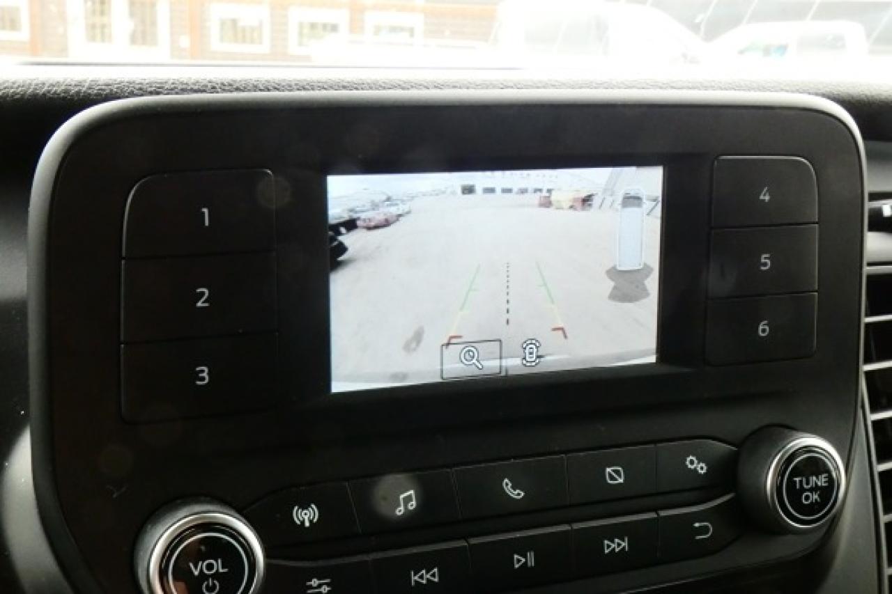 2023 Ford Transit 350 XL 12 pass. Med Roof AWD w/cloth seats, BUC - Photo #15