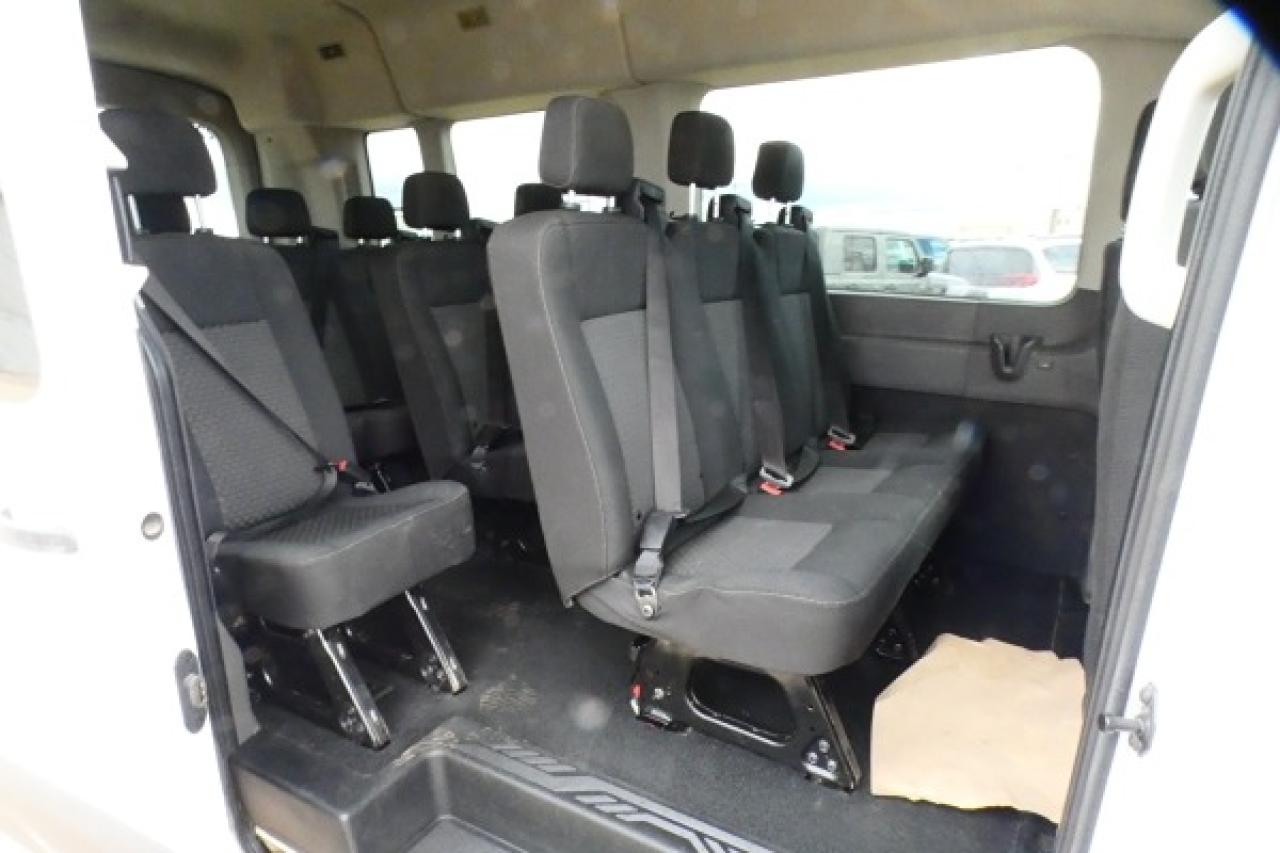 2023 Ford Transit 350 XL 12 pass. Med Roof AWD w/cloth seats, BUC - Photo #10