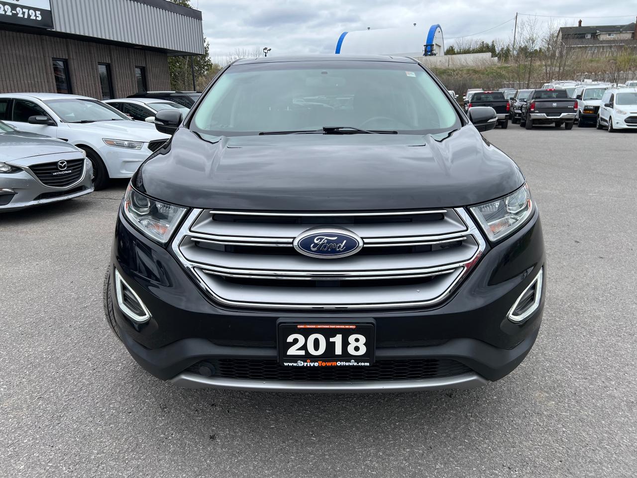 2018 Ford Edge Titanium AWD - Photo #9
