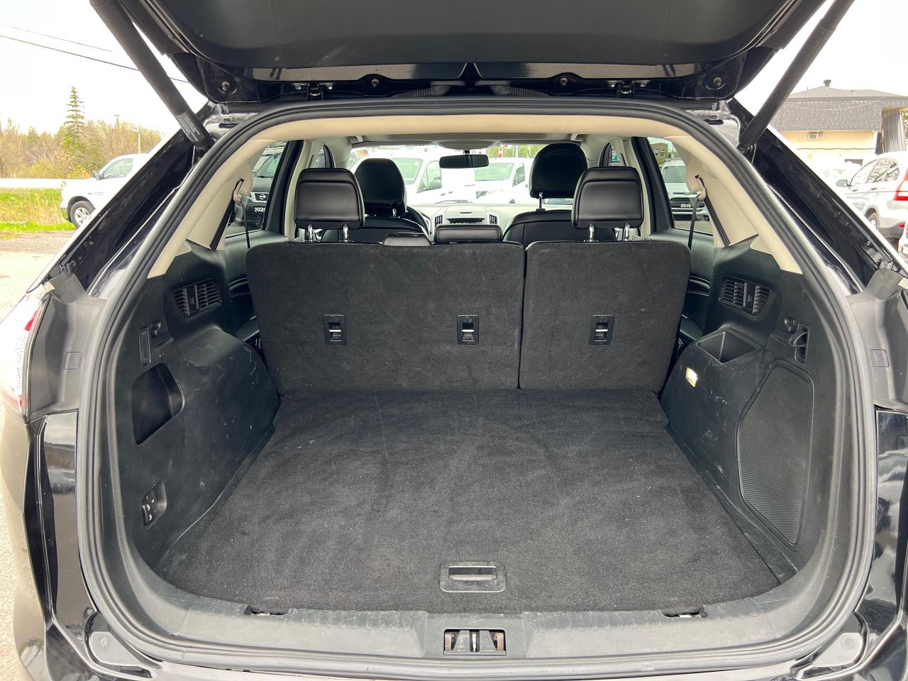 2018 Ford Edge Titanium AWD - Photo #26