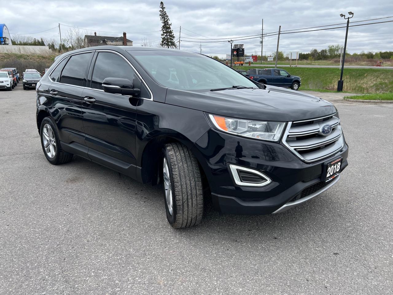 2018 Ford Edge Titanium AWD - Photo #8