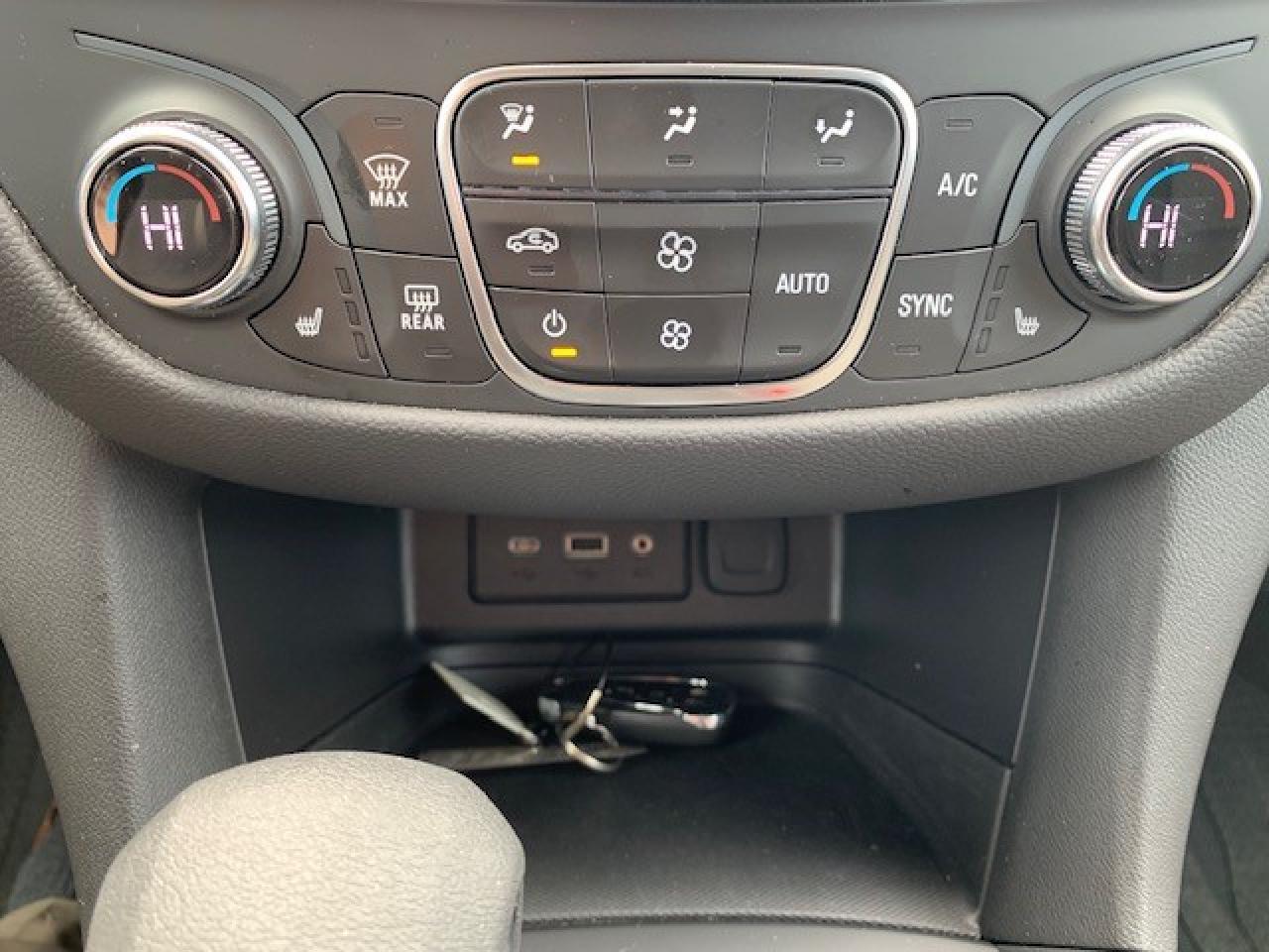 2024 Chevrolet Equinox LT - Photo #9