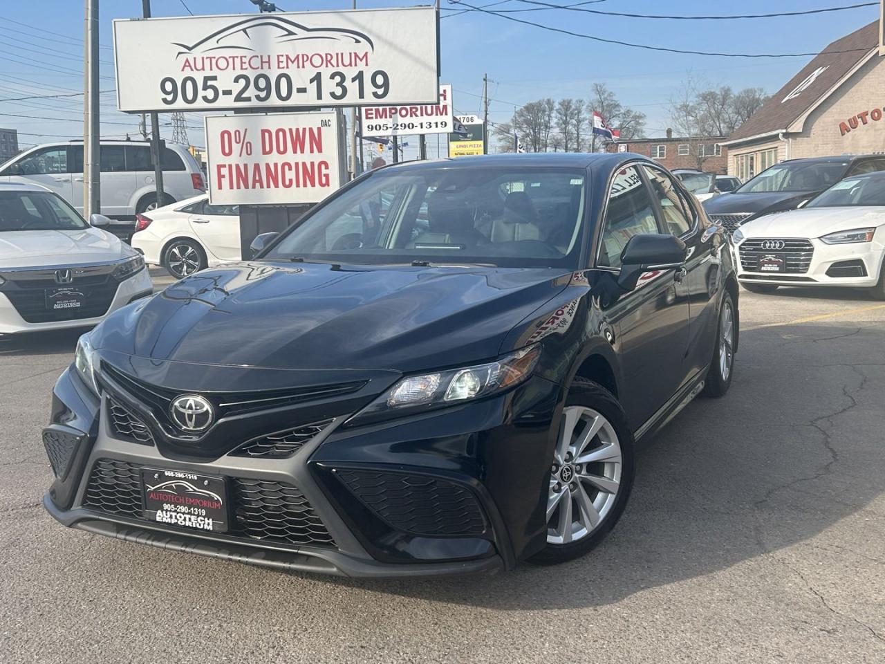 Used 2022 Toyota Camry SE / Leather / Lane Departure / Htd Steering for sale in Mississauga, ON