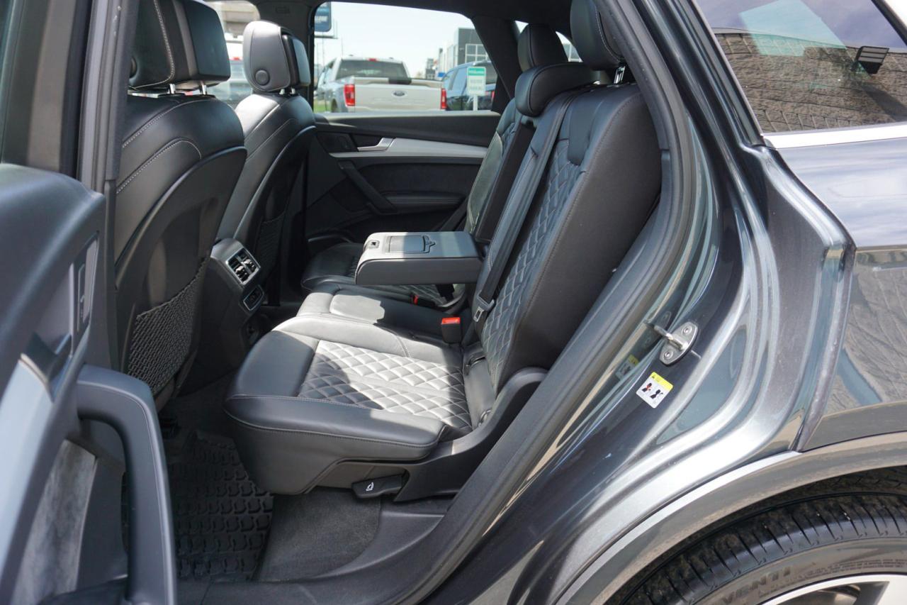 2018 Audi SQ5 3.0T V6 PROGRESSIV AWD CERTIFIED *ACCIDENT FREE*AUDI MAINTAIN* CAMERA NAV BLUETOOTH LEATHER HEATED SEATS PANO ROOF CRUISE ALLOYS - Photo #16