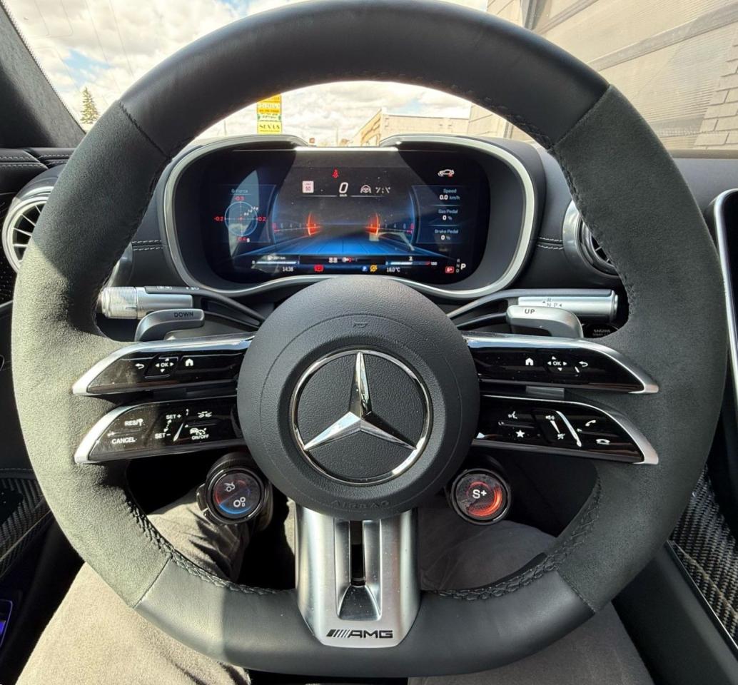 2023 Mercedes-Benz SL-Class AMG SL 63 Roadster - Photo #18