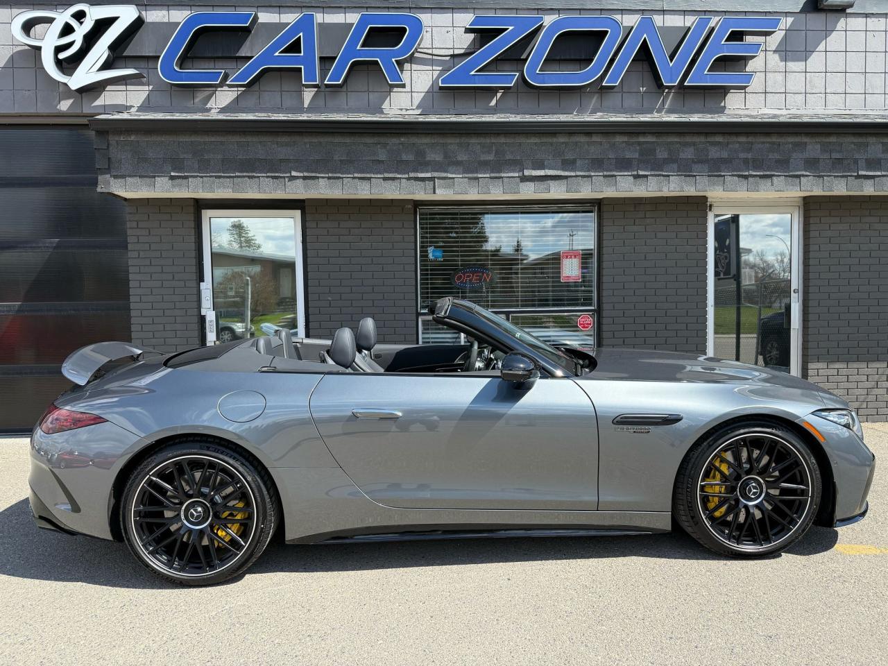 2023 Mercedes-Benz SL-Class AMG SL 63 Roadster - Photo #3