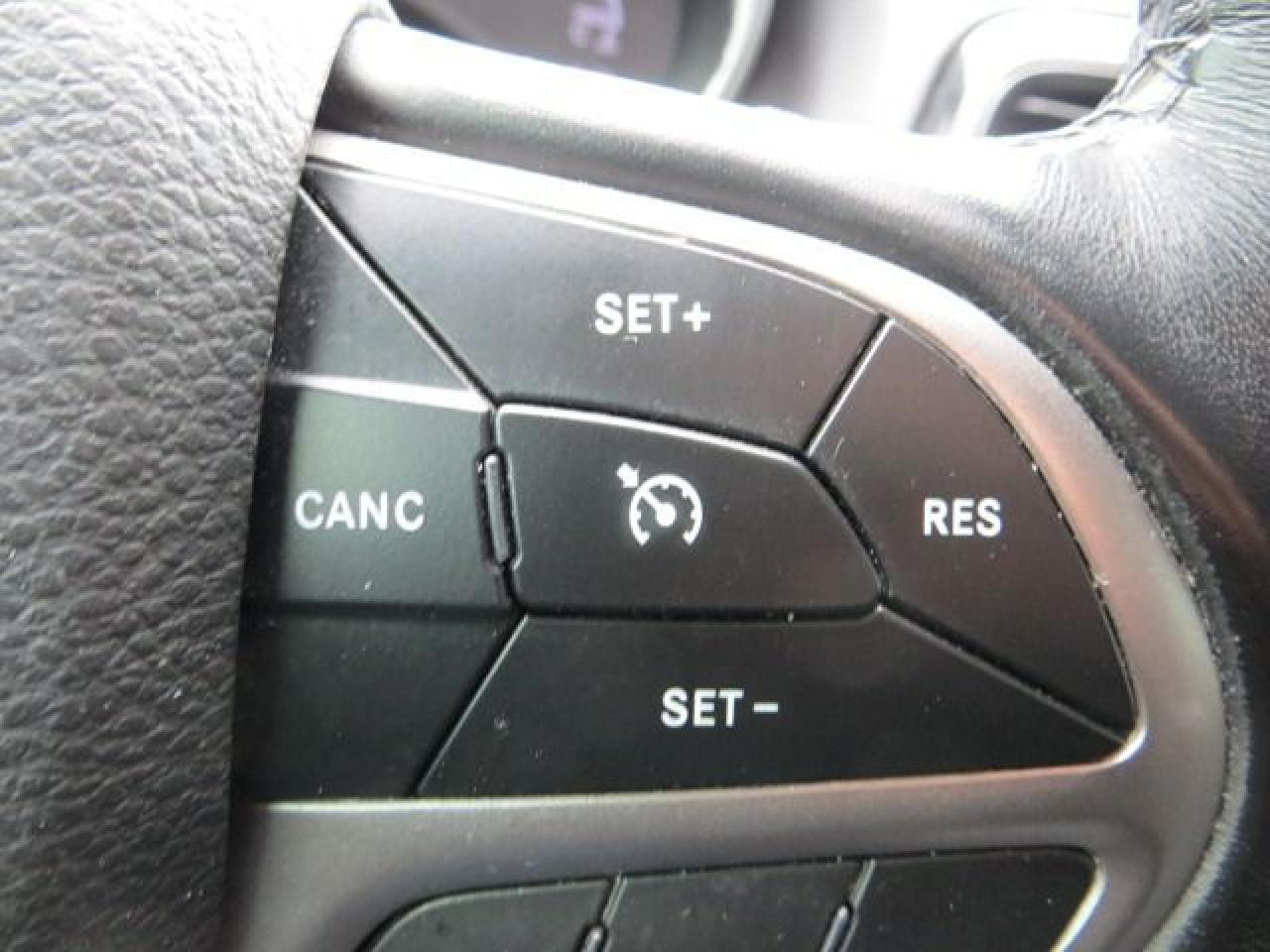 2020 Jeep Grand Cherokee Certified, Laredo, 4x4, navigation, rear camera - Photo #18