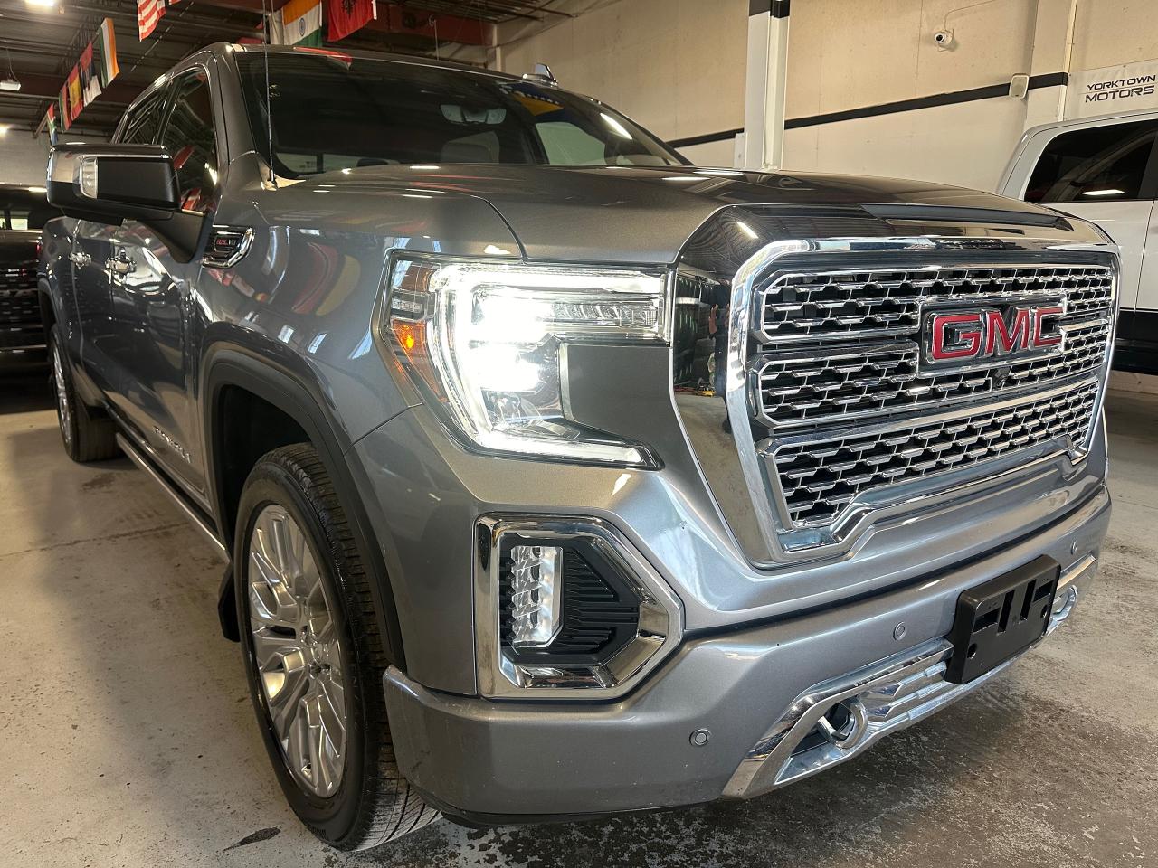 2021 GMC Sierra 1500 DENALI | 6.L 8CYL | SUNROOF | LEATHER | CREW CAB - Photo #3