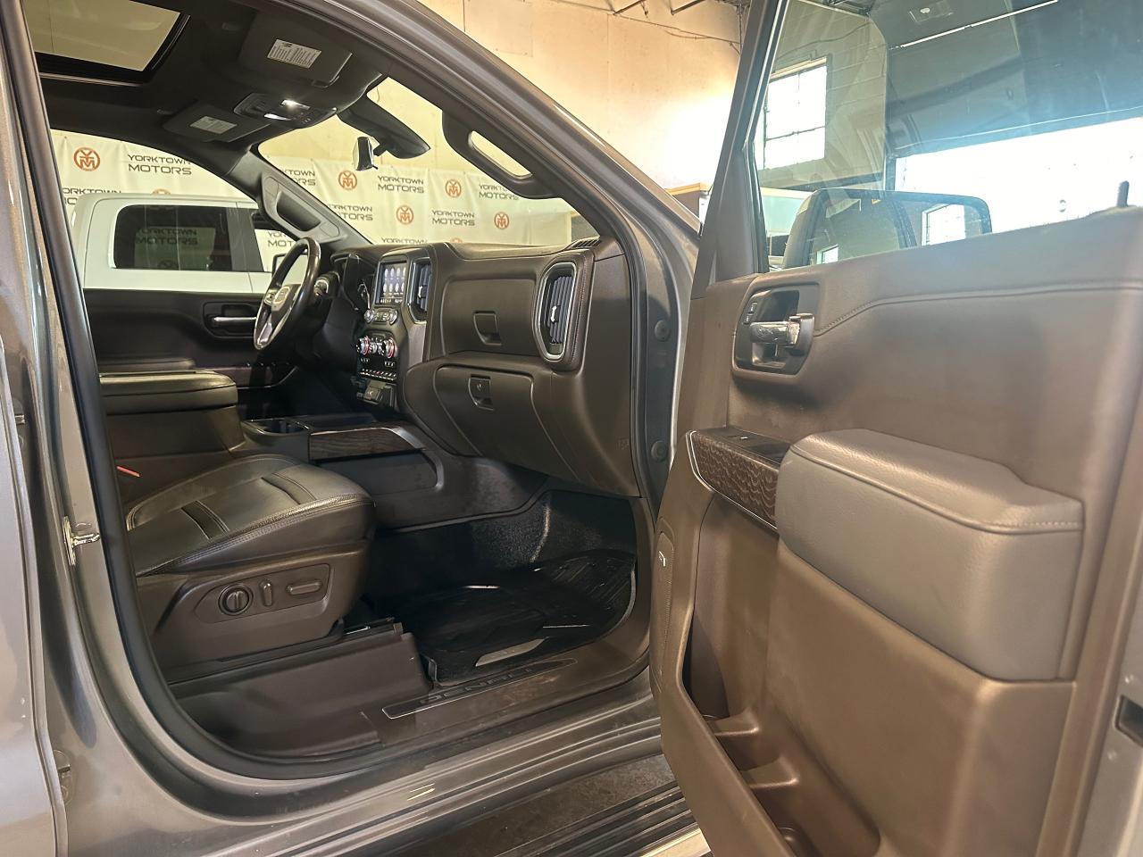 2021 GMC Sierra 1500 DENALI | 6.L 8CYL | SUNROOF | LEATHER | CREW CAB - Photo #7
