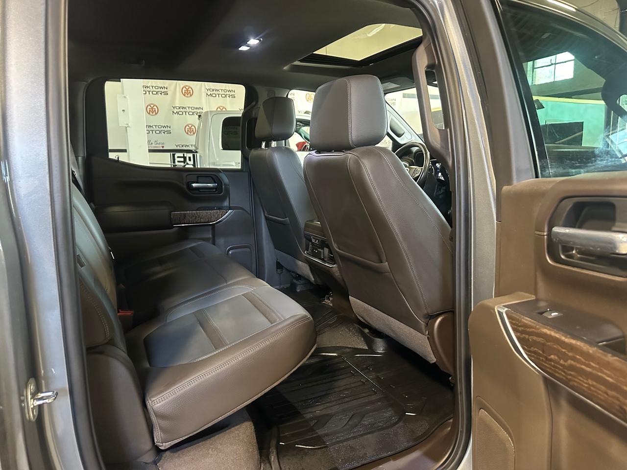2021 GMC Sierra 1500 DENALI | 6.L 8CYL | SUNROOF | LEATHER | CREW CAB - Photo #9