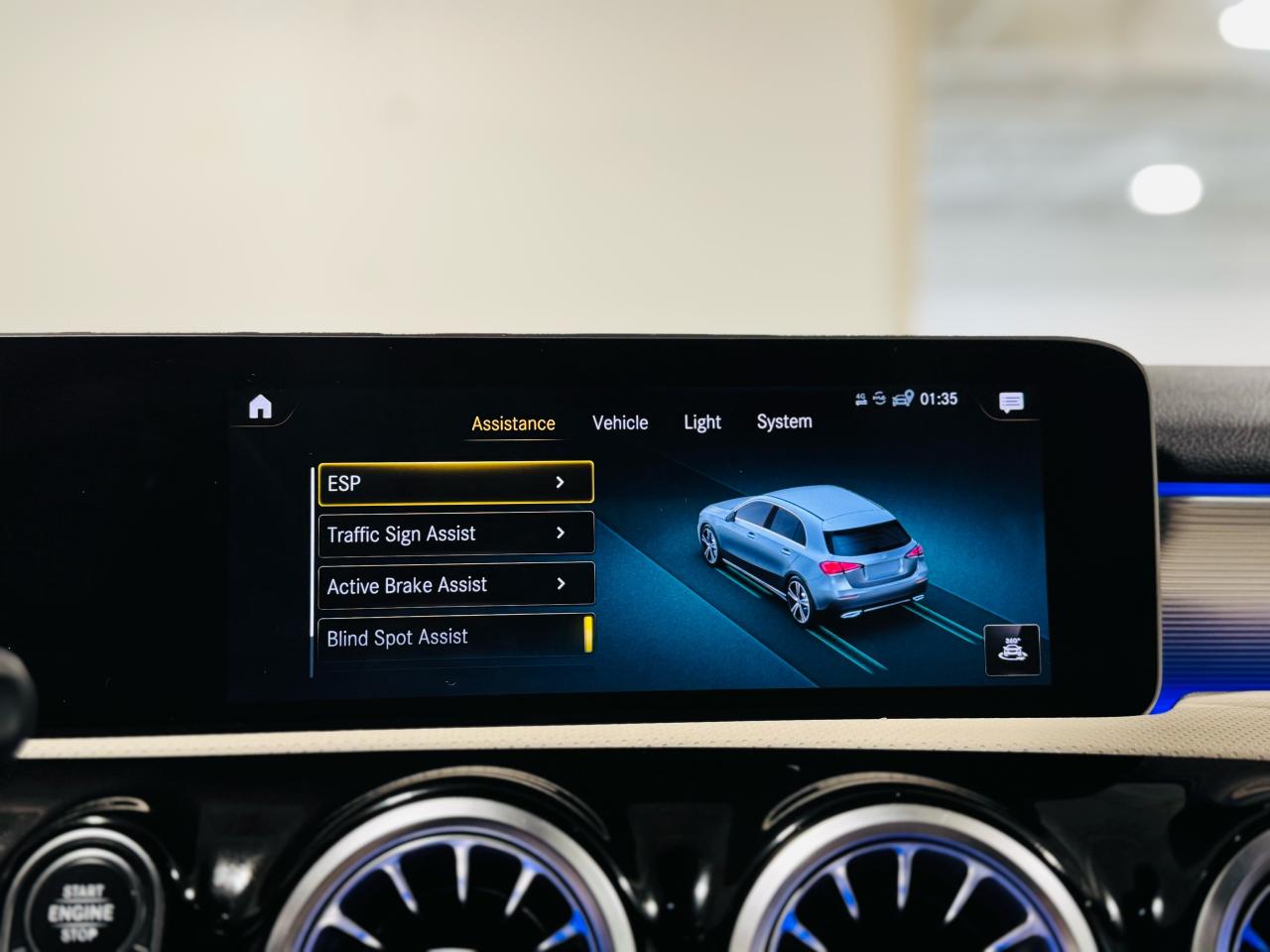 2019 Mercedes-Benz A250 A 250 - Photo #17