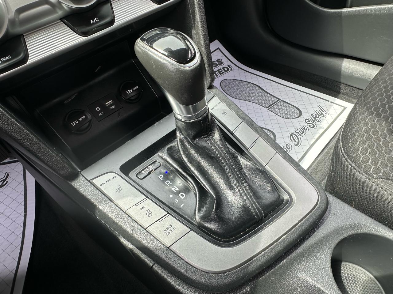 2019 Hyundai Elantra Preferred - Photo #18
