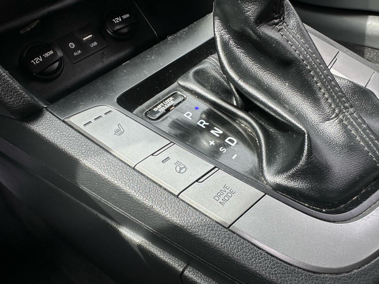 2019 Hyundai Elantra Preferred - Photo #17