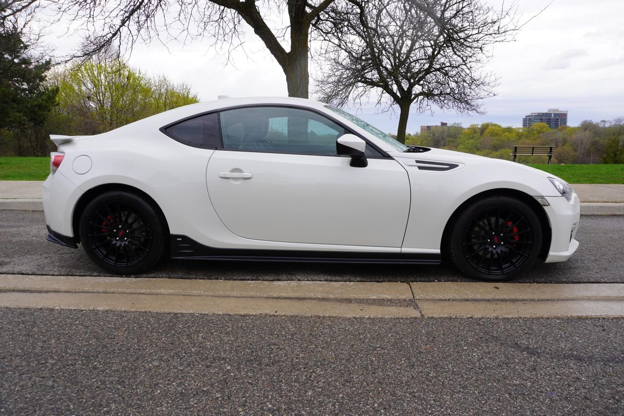 2015 Subaru BRZ AOZORA EDITION / 1 OWNER / NO ACCIDENTS / MANUAL Photo4