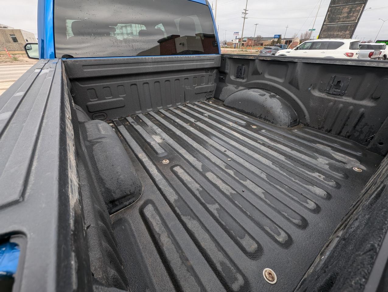 2017 Ford F-150 XLT | LIFTED | NEW TIRES - Photo #6